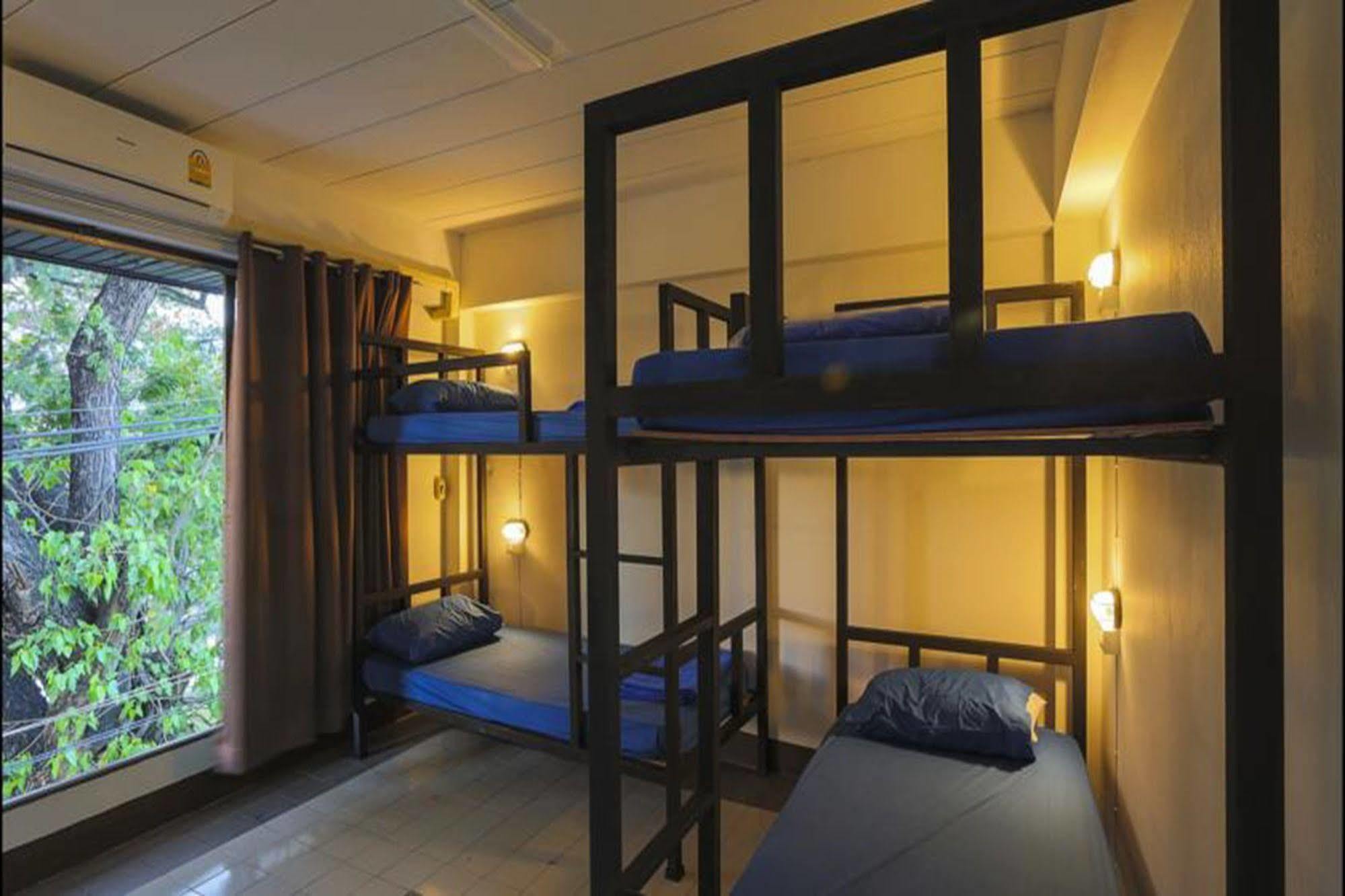 Cham Cha Hostel Chiang Mai Extérieur photo
