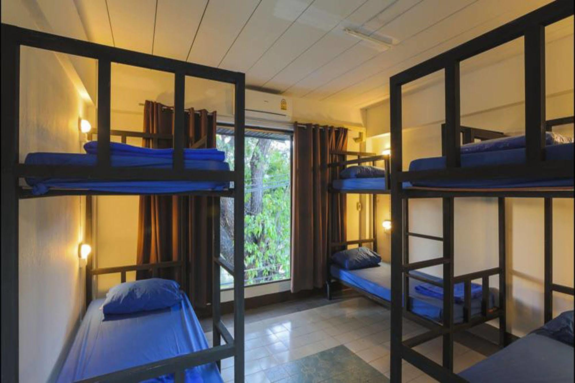 Cham Cha Hostel Chiang Mai Extérieur photo