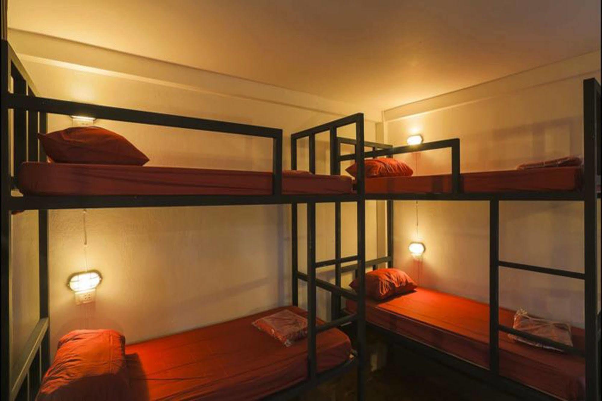 Cham Cha Hostel Chiang Mai Extérieur photo